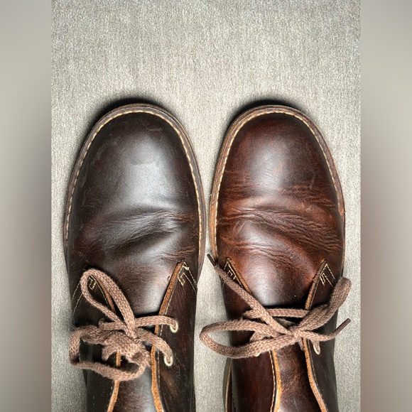 Men's Brown Leather Chukka Boots - Picture 4 of 7